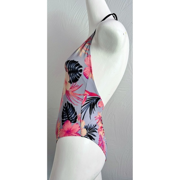 Moving Sale! GUC VS Pink Tropical Halter One Piece w/ Ruched Cheeky Bottom Small - Picture 2 of 8